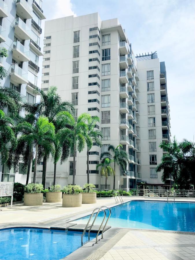 Paranaque City Luxury Hotel Type Condo Near Naia Manila Airport מראה חיצוני תמונה