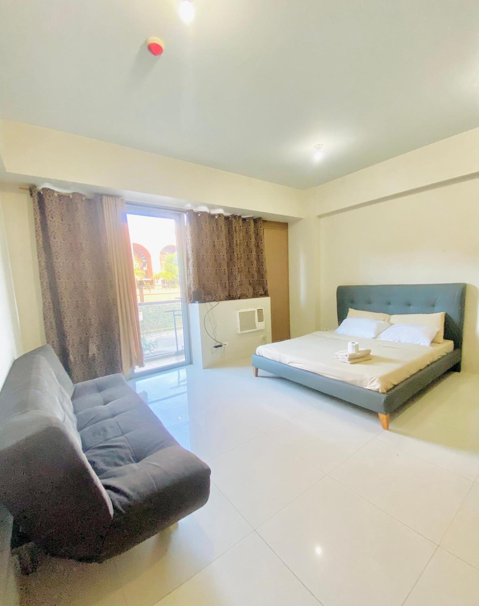 Paranaque City Luxury Hotel Type Condo Near Naia Manila Airport מראה חיצוני תמונה