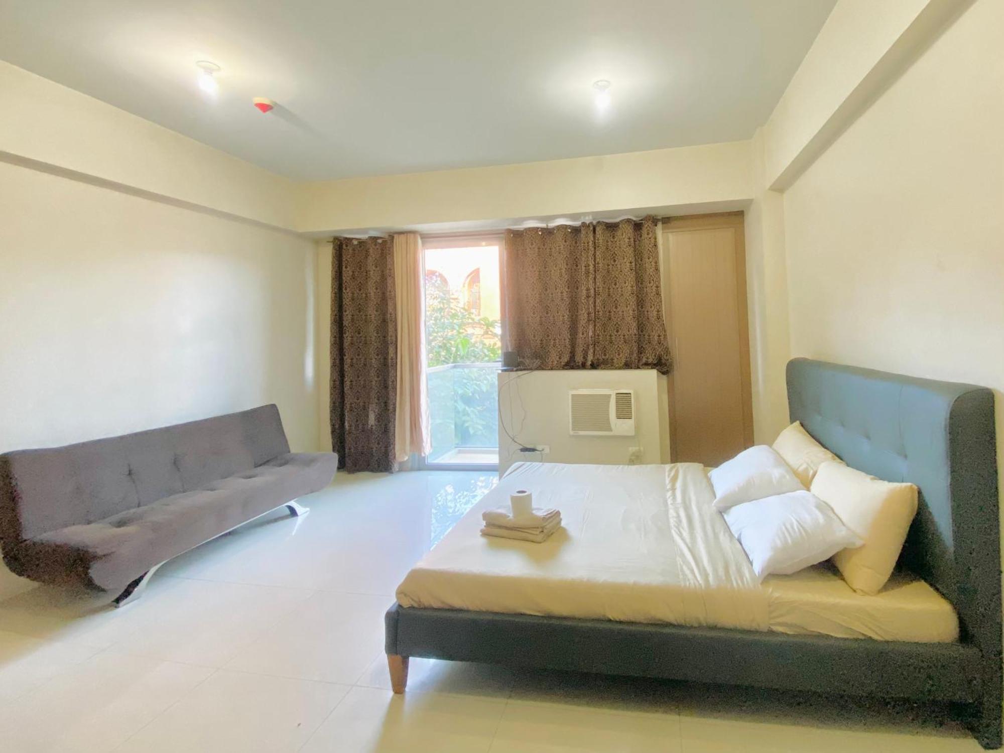 Paranaque City Luxury Hotel Type Condo Near Naia Manila Airport מראה חיצוני תמונה