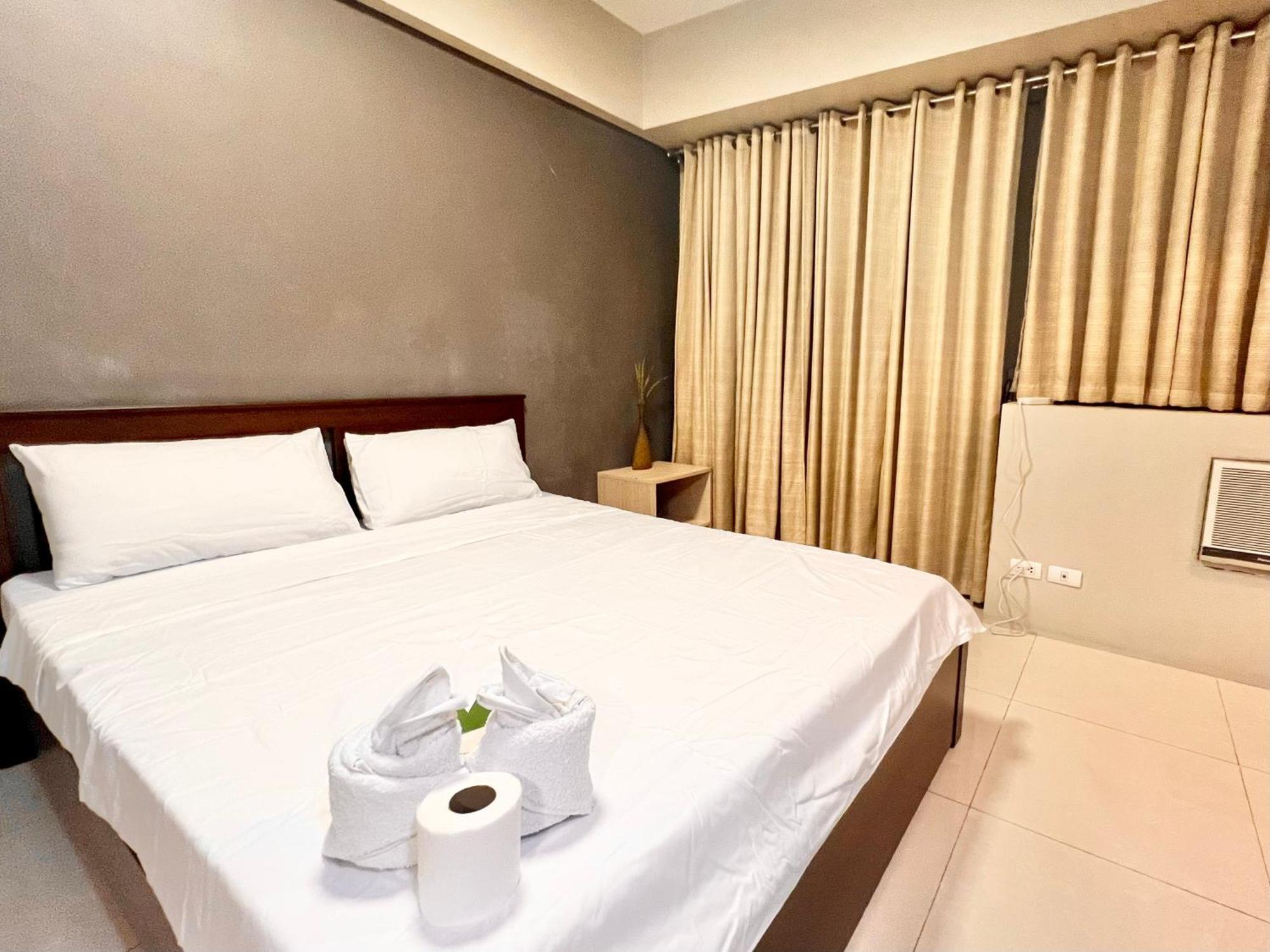 Paranaque City Luxury Hotel Type Condo Near Naia Manila Airport מראה חיצוני תמונה