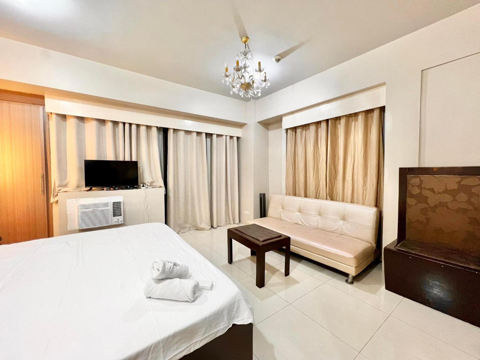 Paranaque City Luxury Hotel Type Condo Near Naia Manila Airport מראה חיצוני תמונה