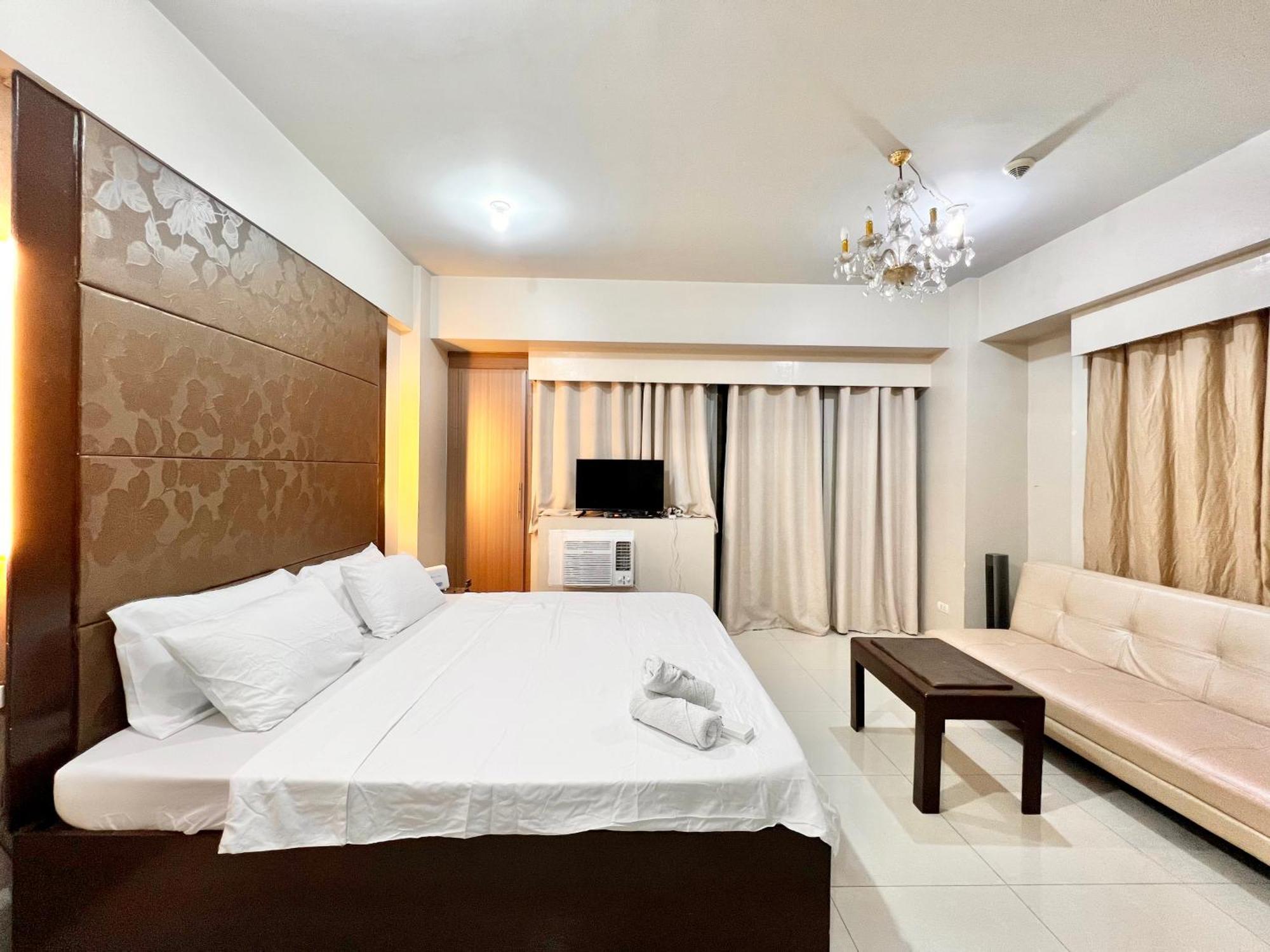 Paranaque City Luxury Hotel Type Condo Near Naia Manila Airport מראה חיצוני תמונה